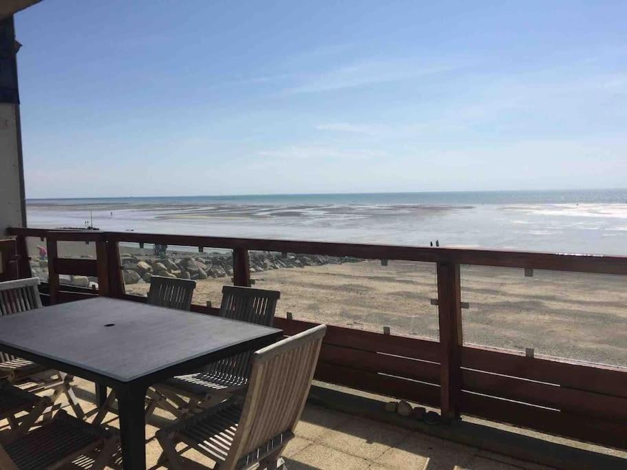 Les Iles Vue Sur Mer 아공-쿠탕빌 외부 사진