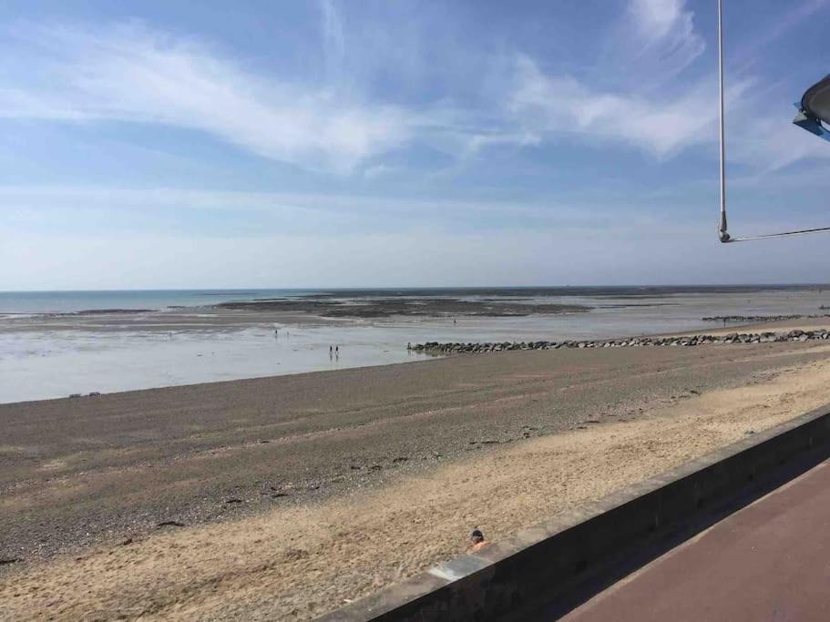Les Iles Vue Sur Mer 아공-쿠탕빌 외부 사진